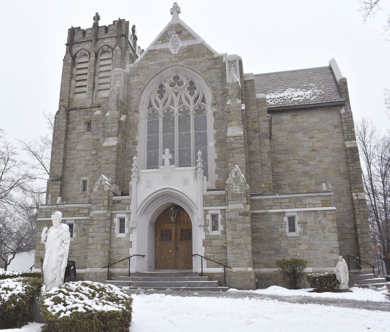 Temporary cold-weather shelter ready, but needs insurance in order to open